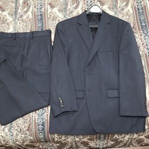 Lauren by Ralph Lauren 42 short navy suit